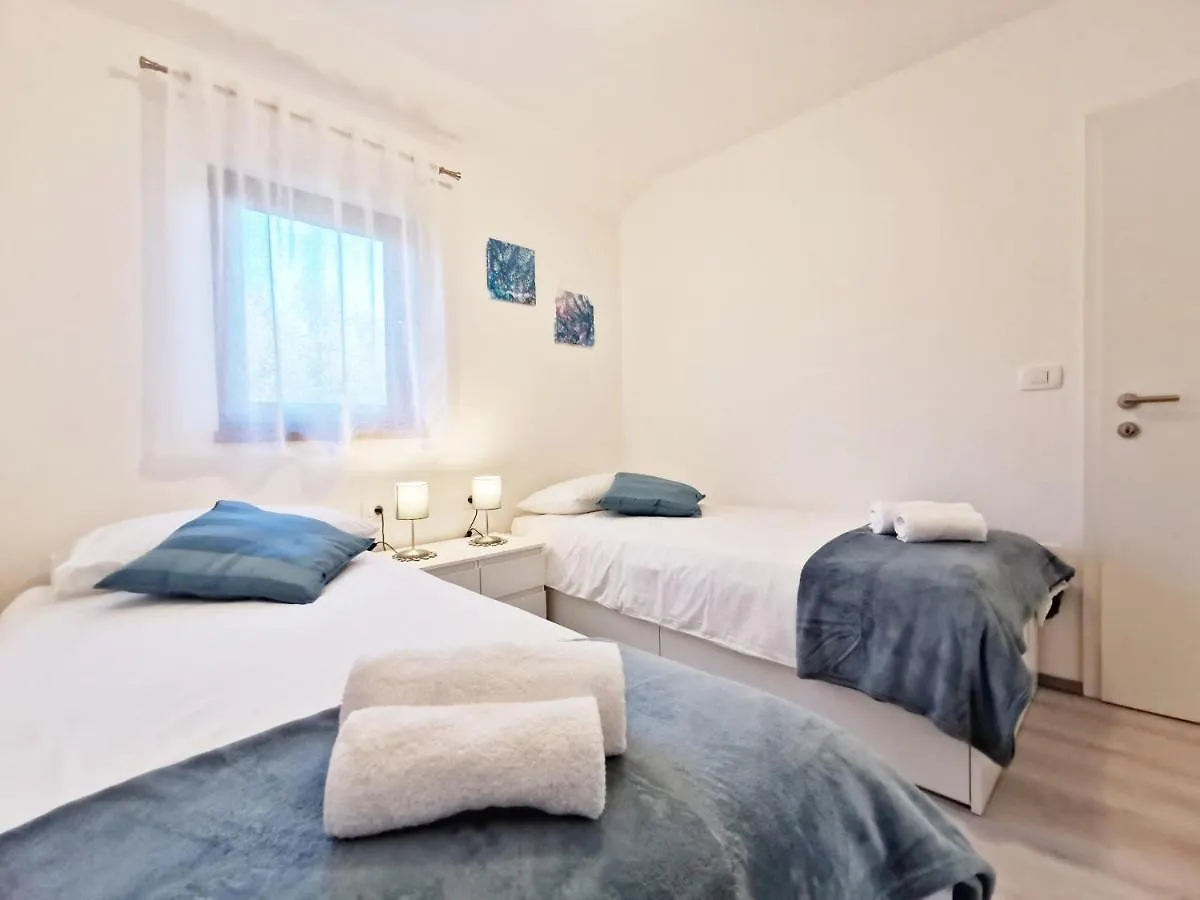 Apartment Marina Umag