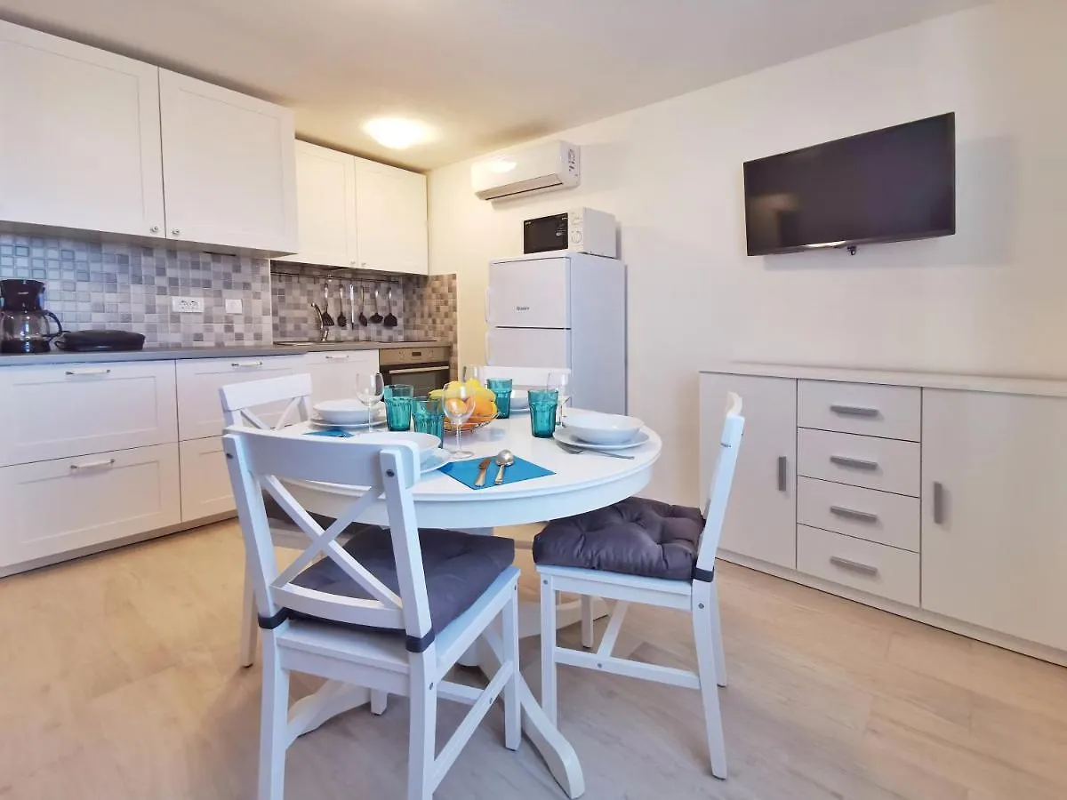 Apartment Marina Umag